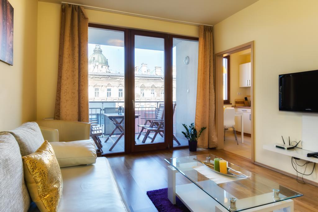 Trendy Deluxe Apartments Budapest Bagian luar foto