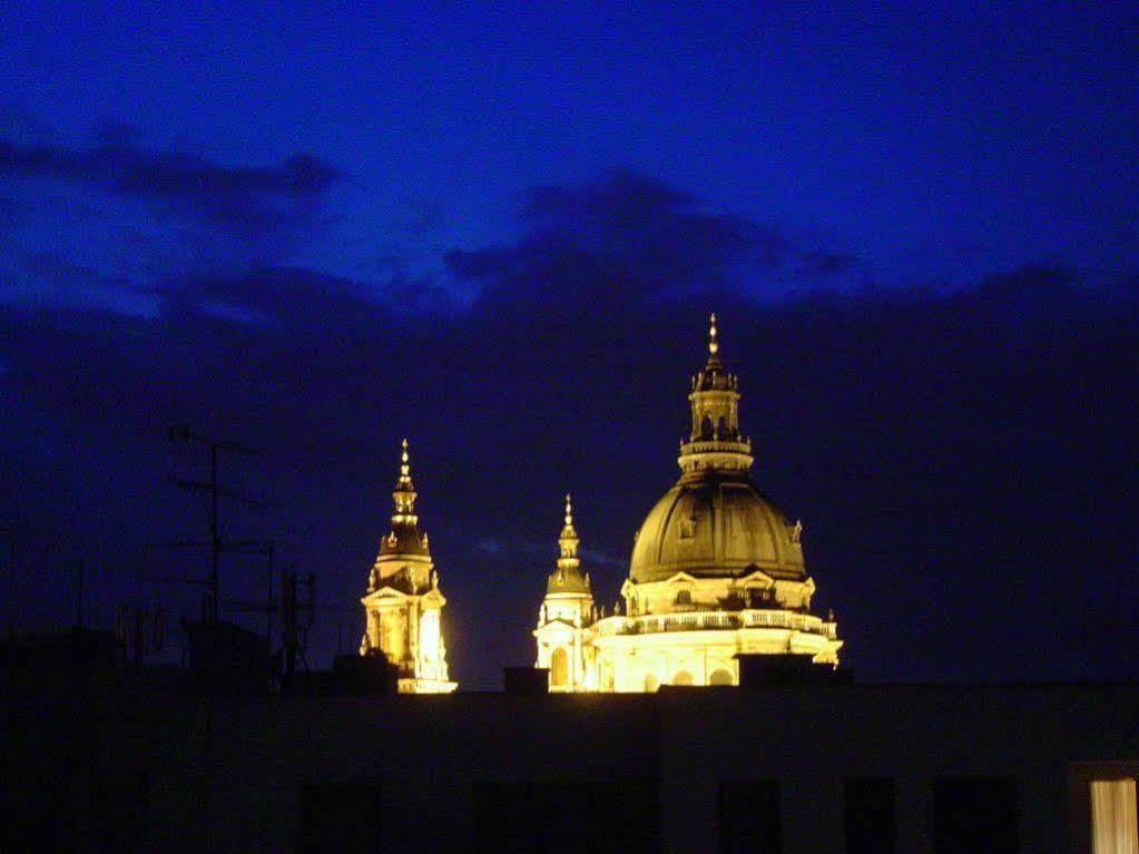 Trendy Deluxe Apartments Budapest Bagian luar foto